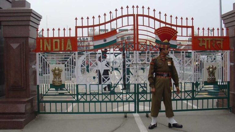 Border tourism in India |